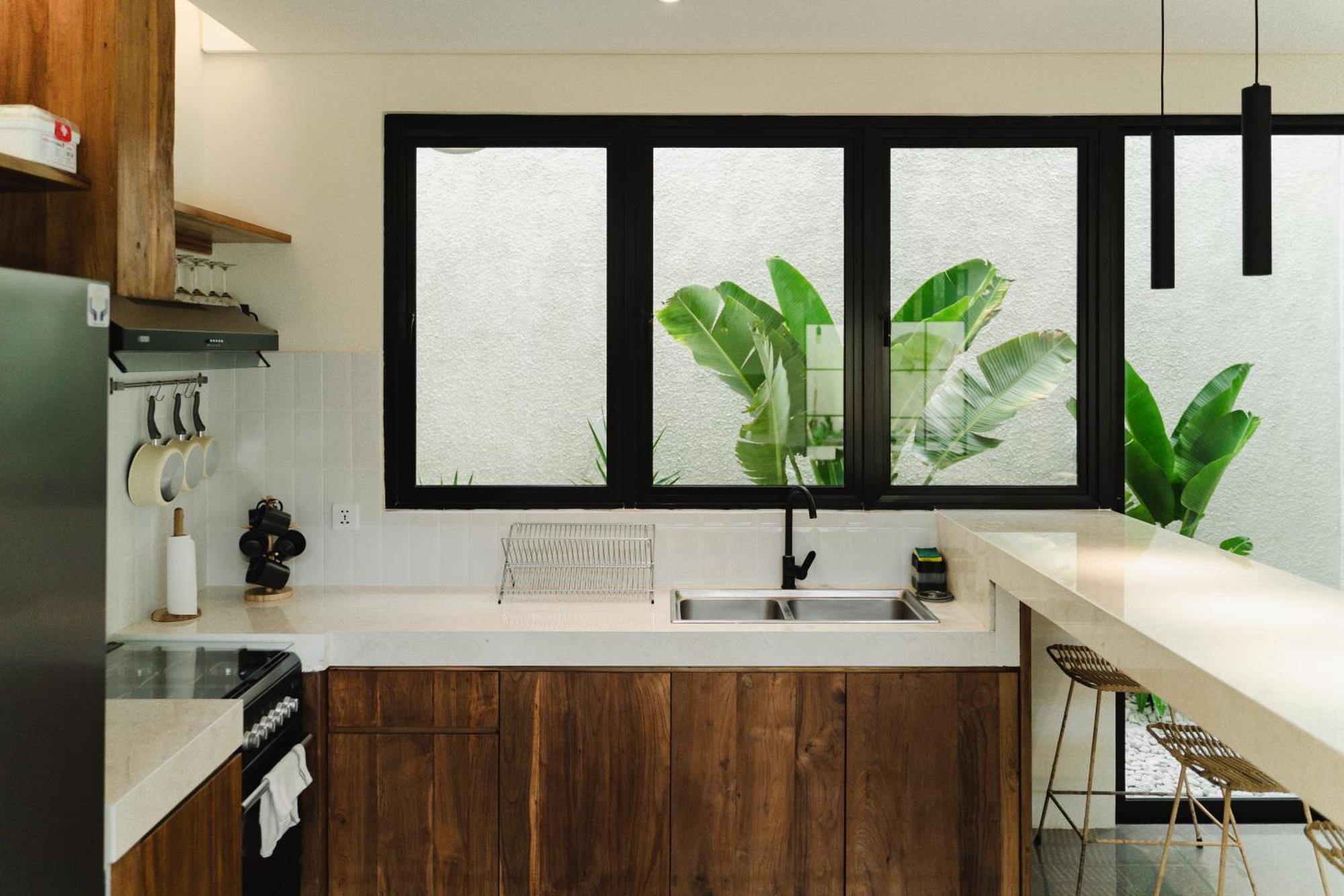 Lux Casa 4br Pick Up From Airport Security Playstation And Netflix Villa Seminyak (Bali)